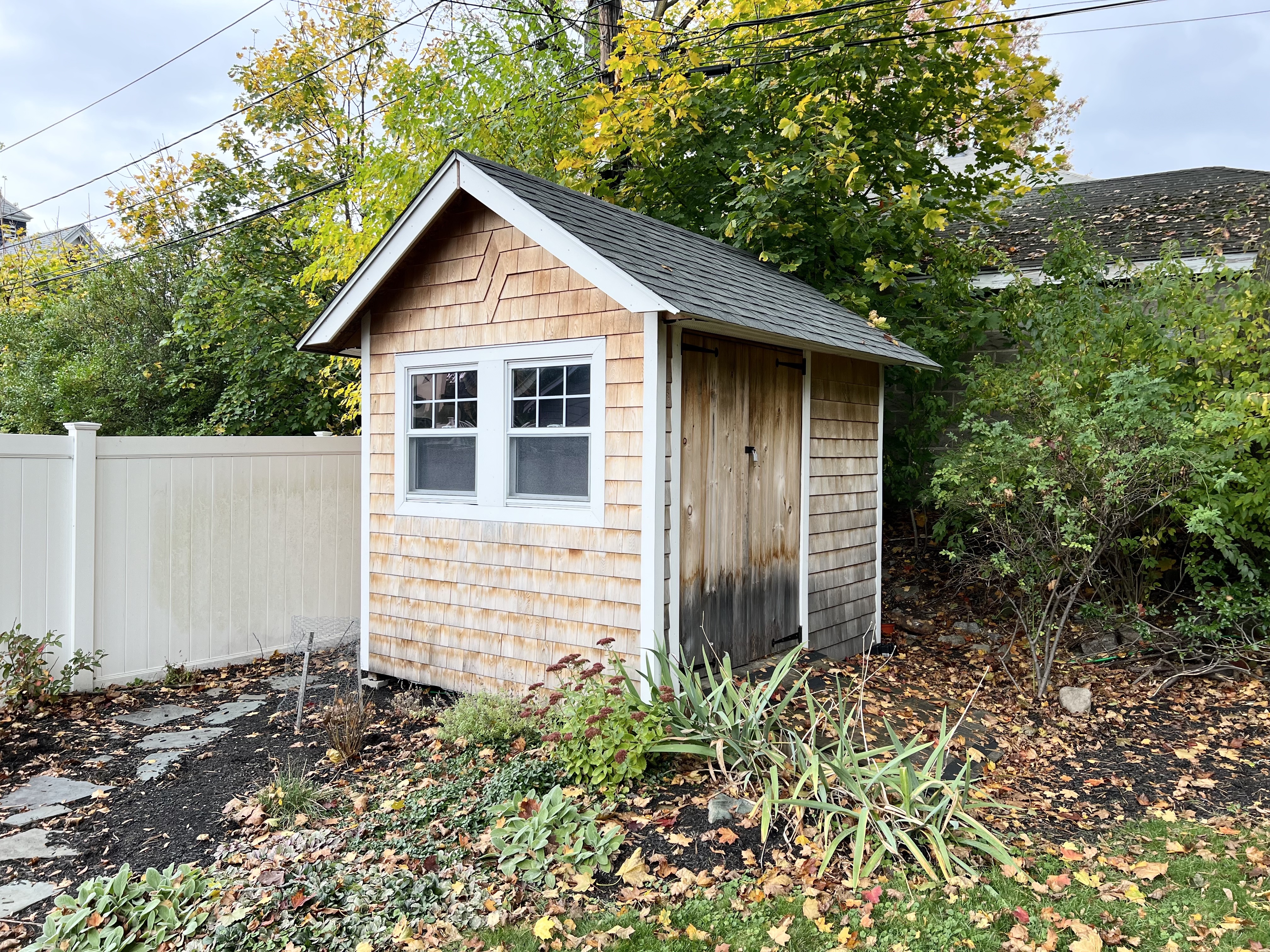 656 West Roxbury, Roslindale