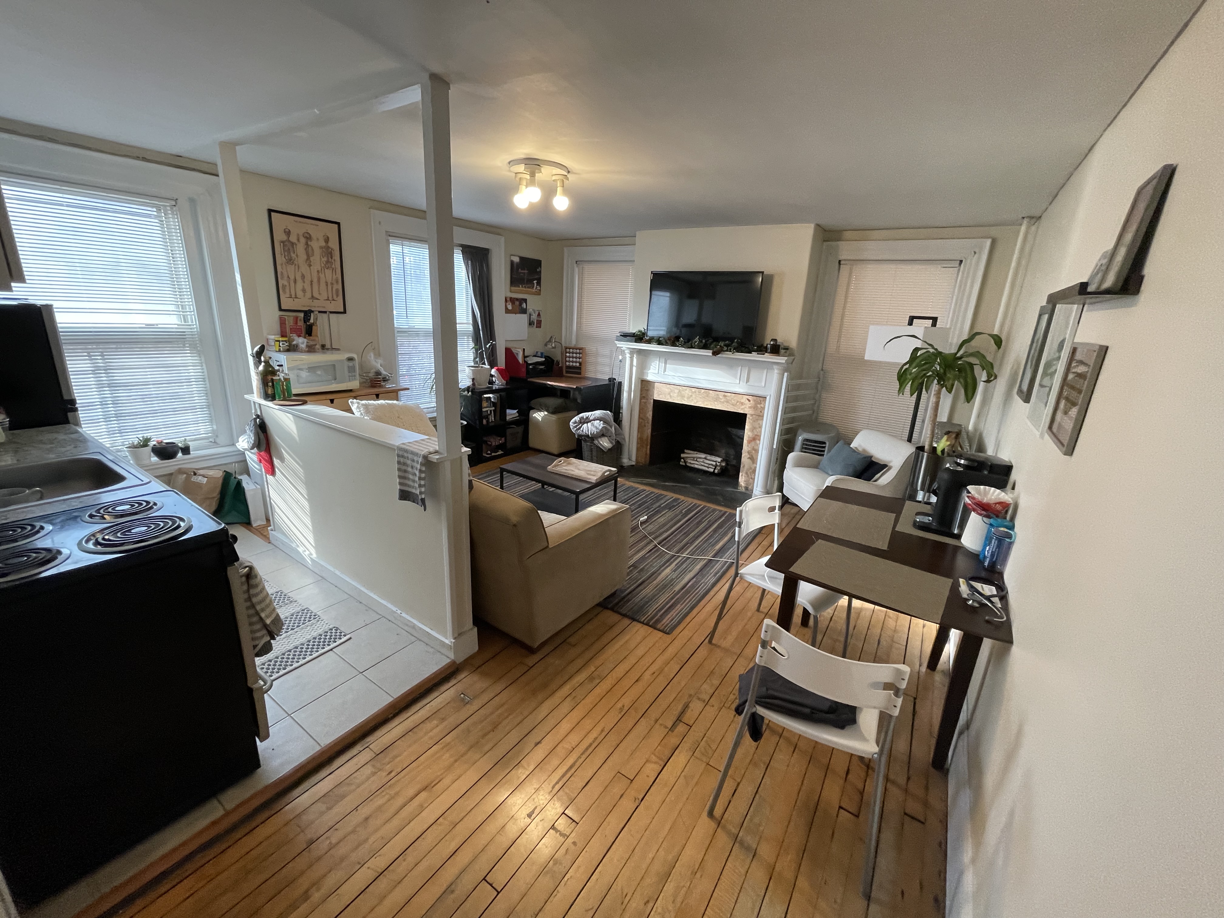 465 Park Dr, Brookline Hills