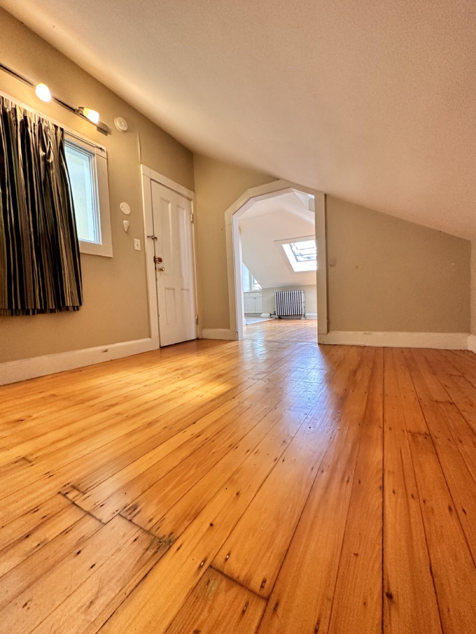 45 Garrison Rd, Washington Square