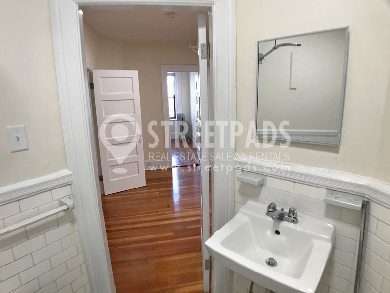 885 Massachusetts Ave, Central Square