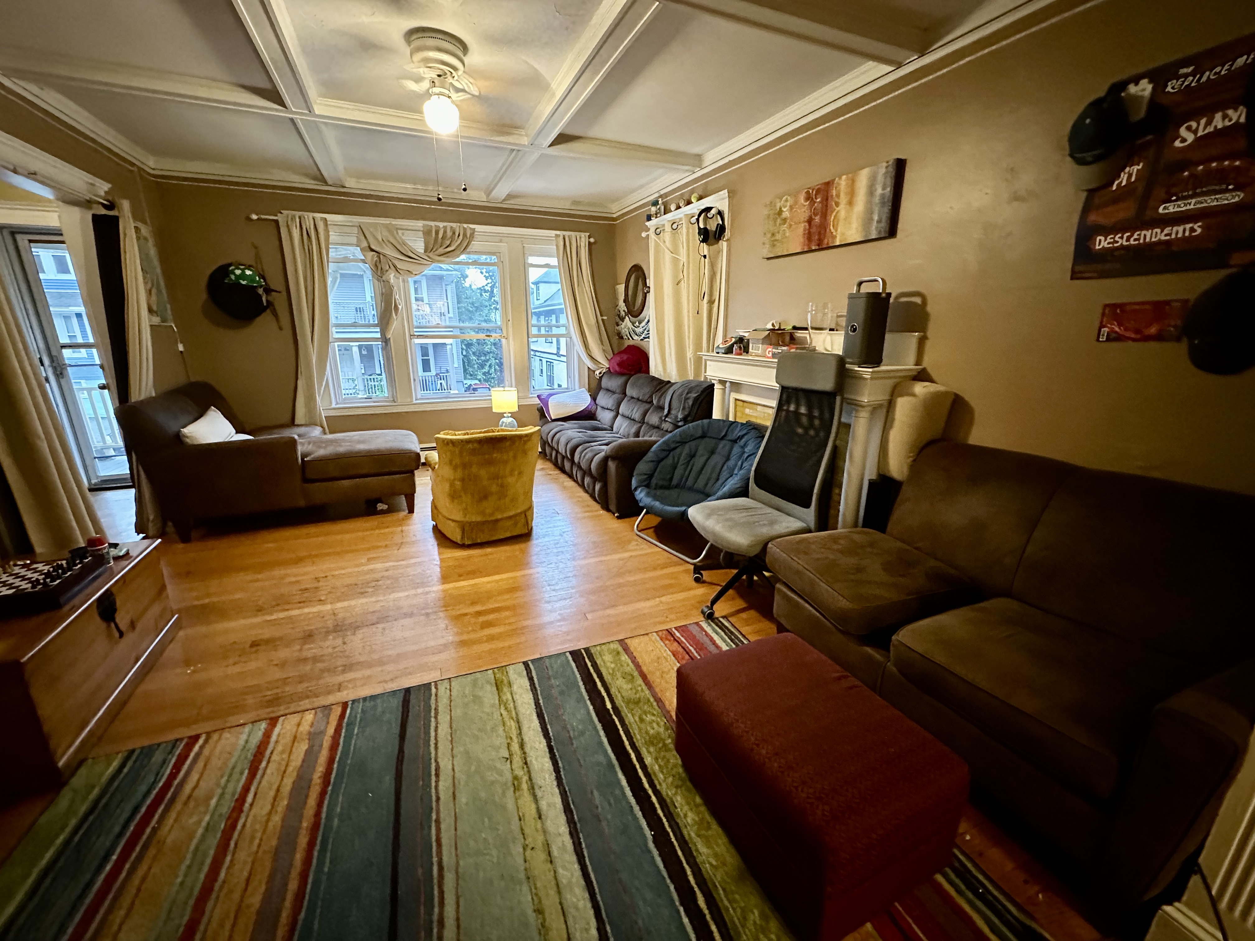 6 Boulevard Ter, Allston