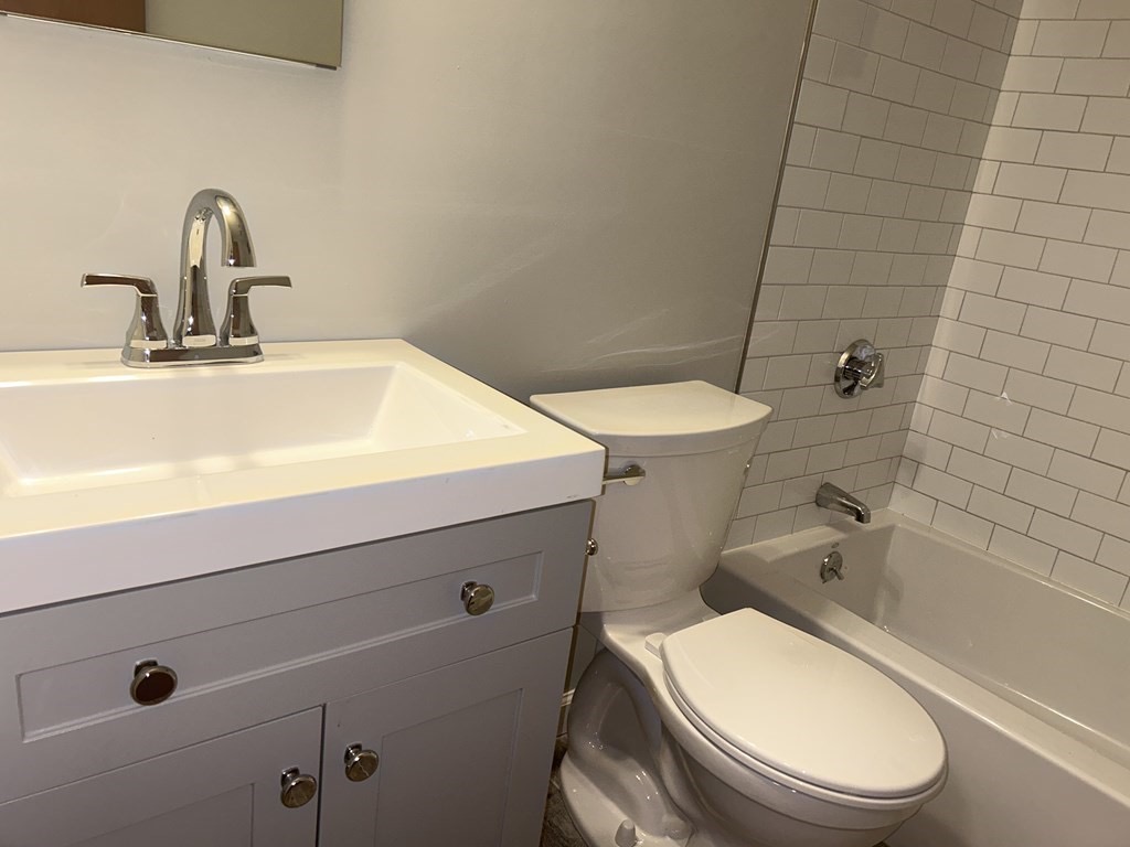 57 57 Newbury Ave Quincy, Ma, Quincy