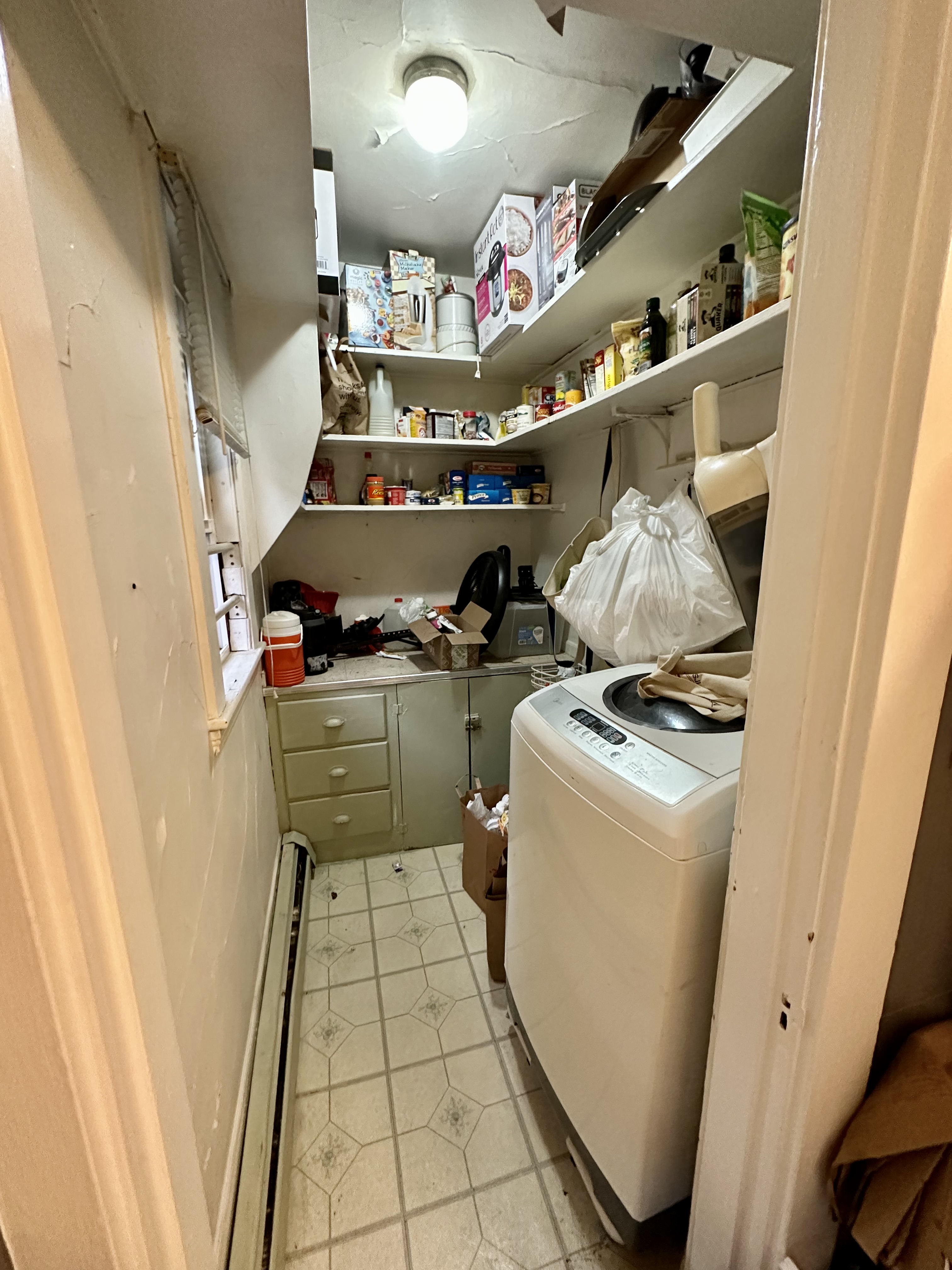 6 Boulevard Ter, Allston