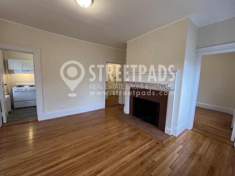 2 Ware St, Mid-Cambridge