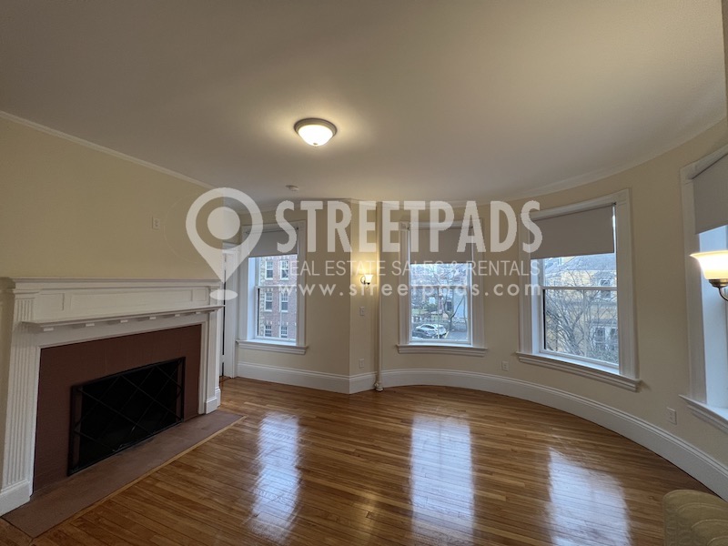 2 Ware St, Mid-Cambridge