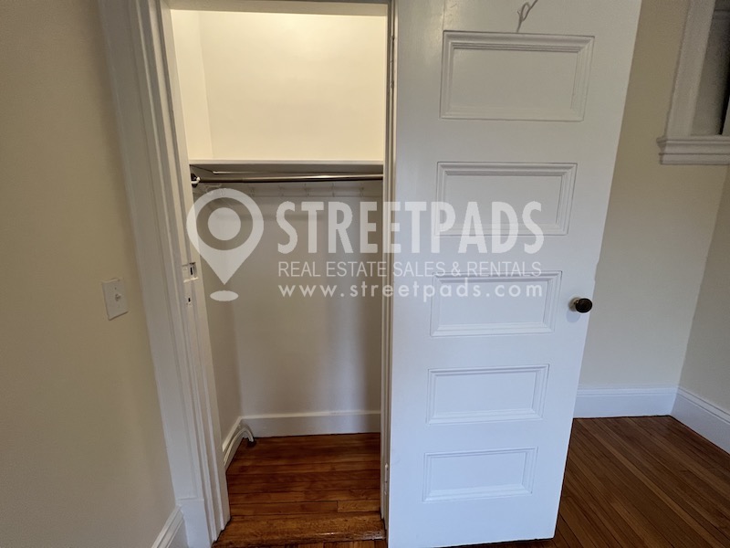 2 Ware St, Mid-Cambridge