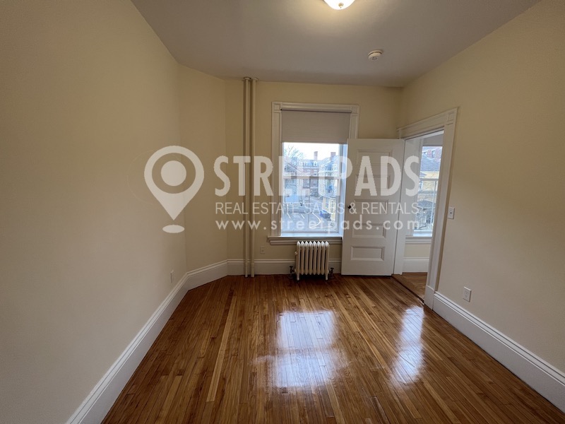 2 Ware St, Mid-Cambridge