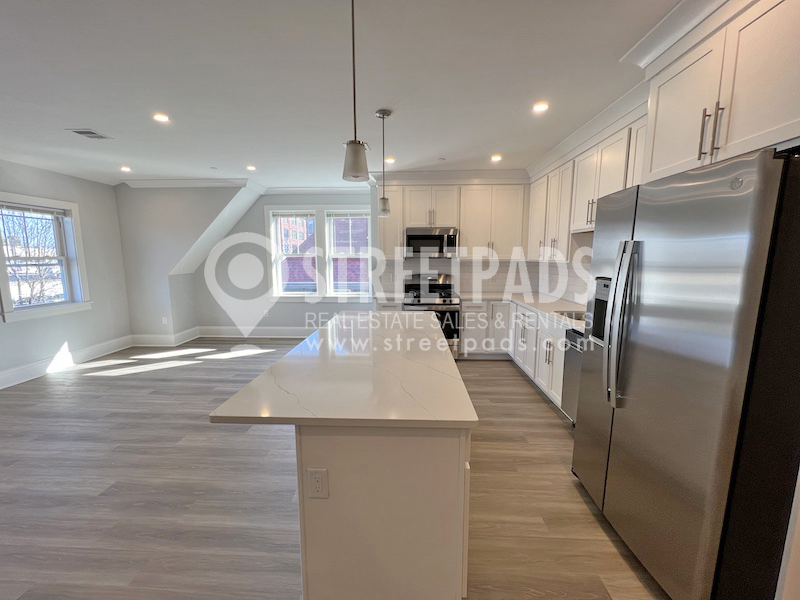 80 North Beacon St, Allston