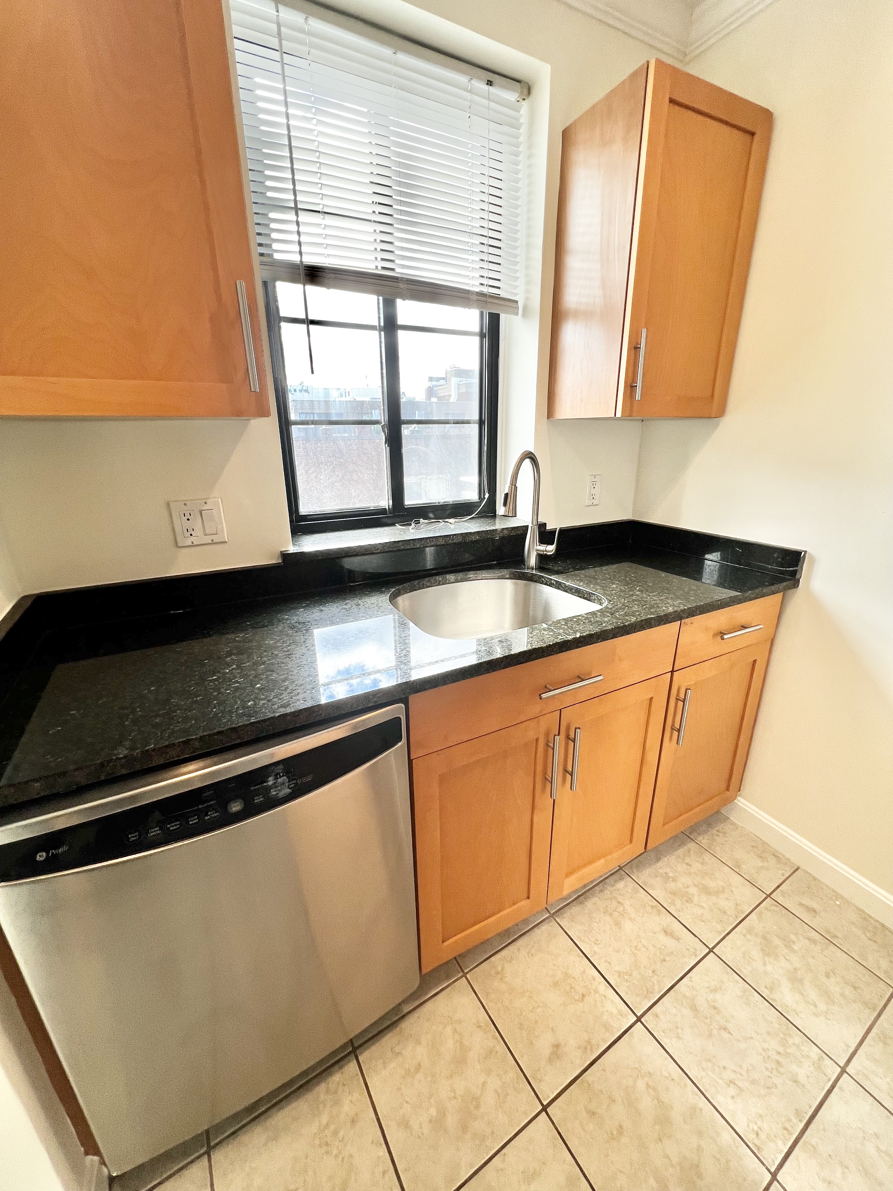 52 Brattle St, Harvard Square