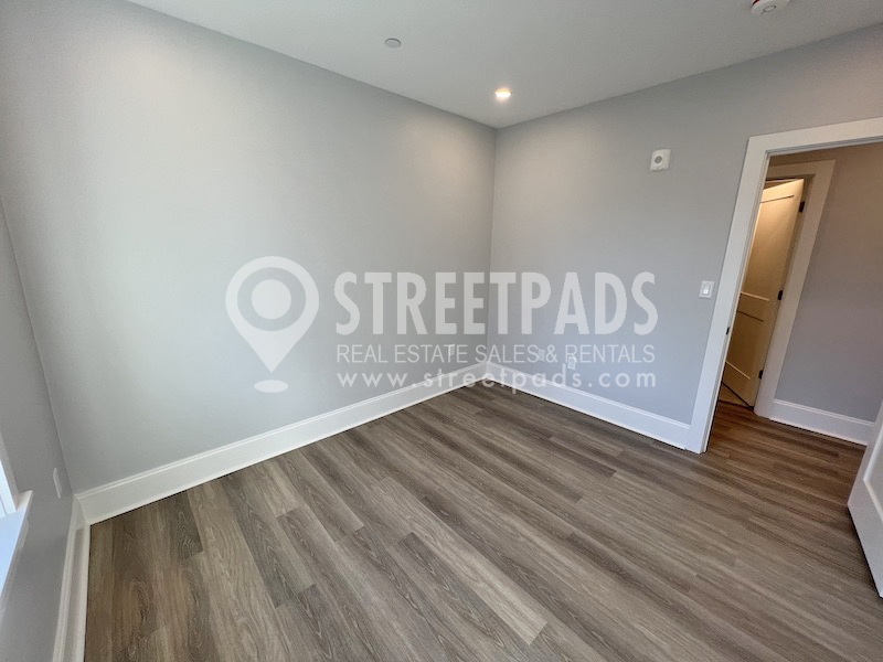 80 North Beacon St, Allston