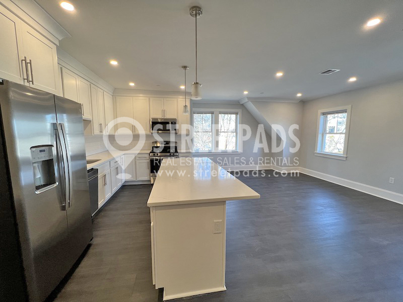 80 North Beacon St, Allston