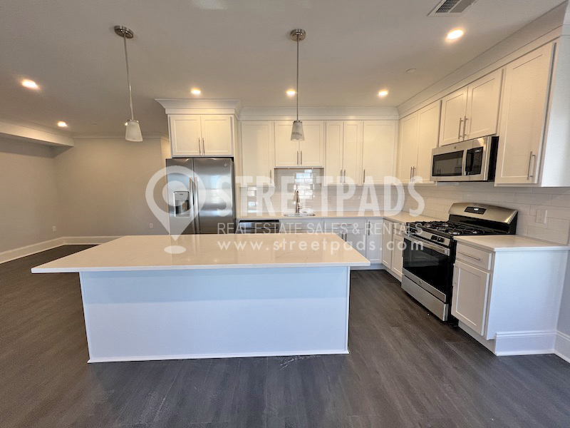 80 North Beacon St, Allston