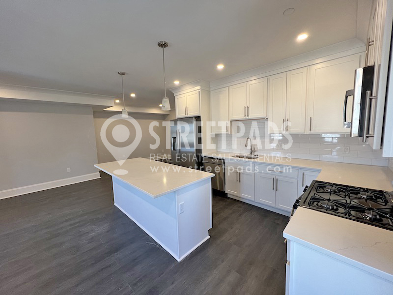 80 North Beacon St, Allston