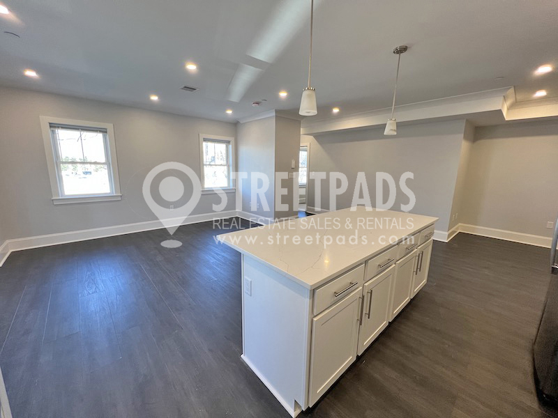 80 North Beacon St, Allston