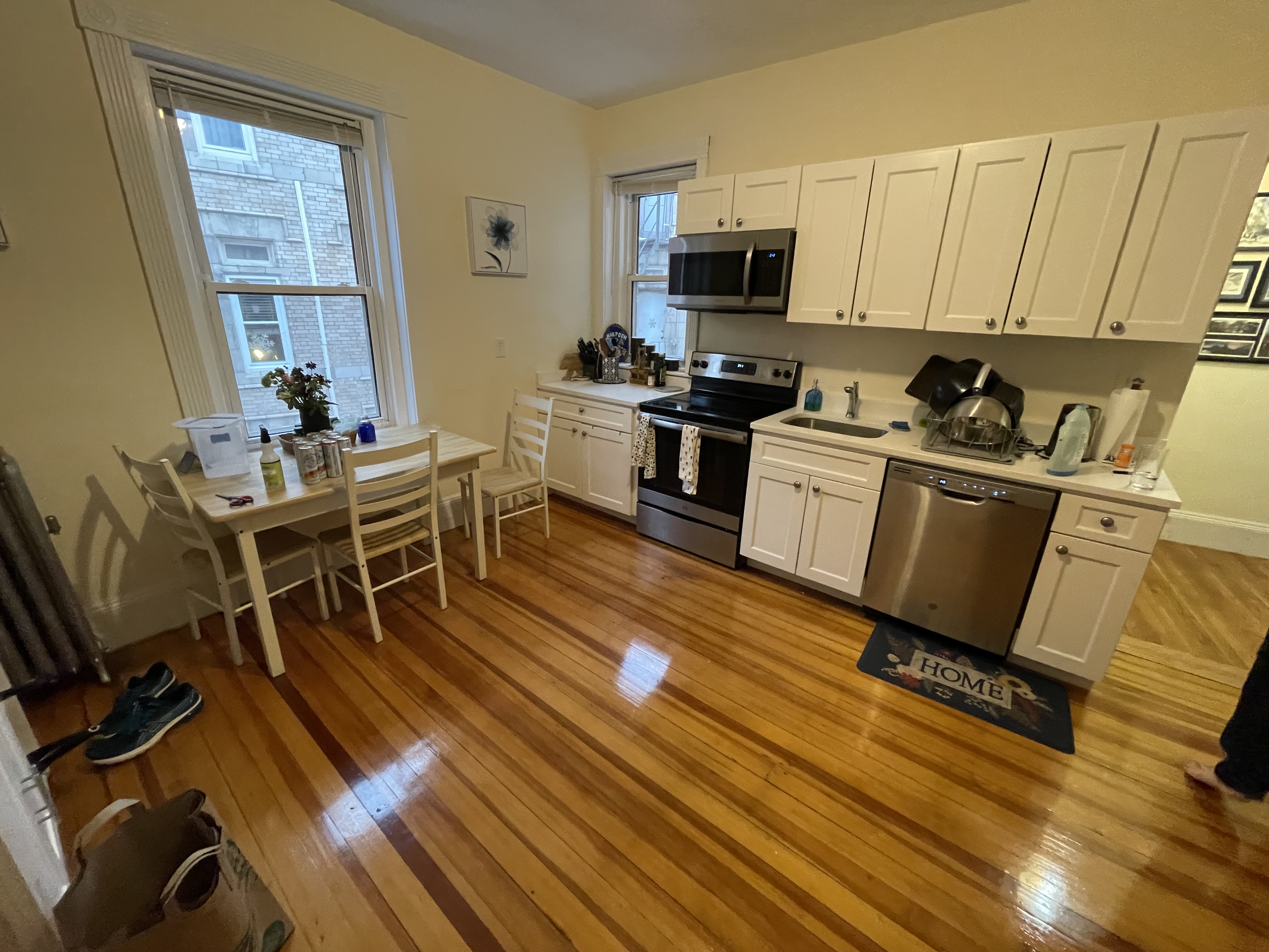 11 Englewood Ave, Washington Square