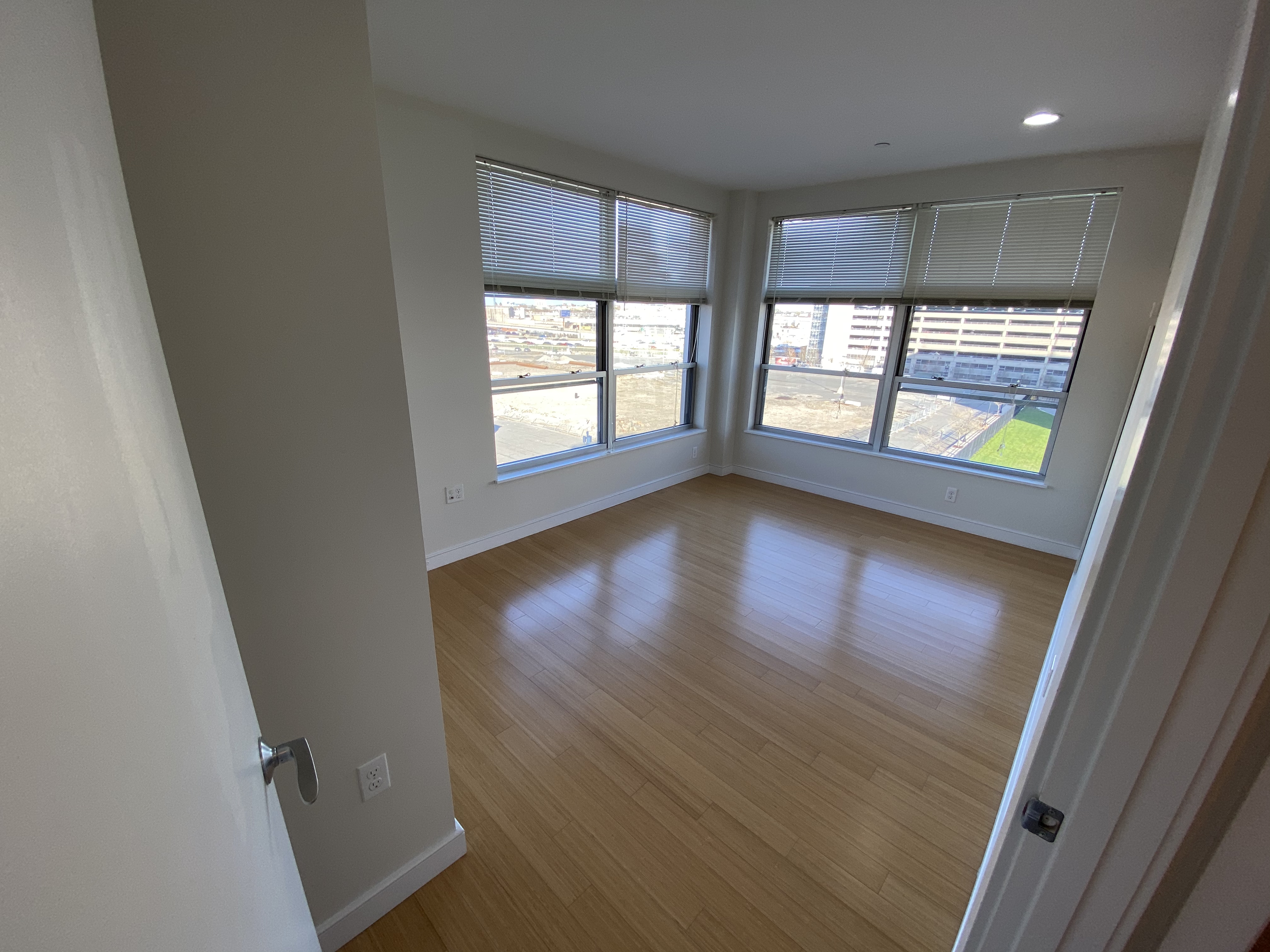 601 Albany St, South End