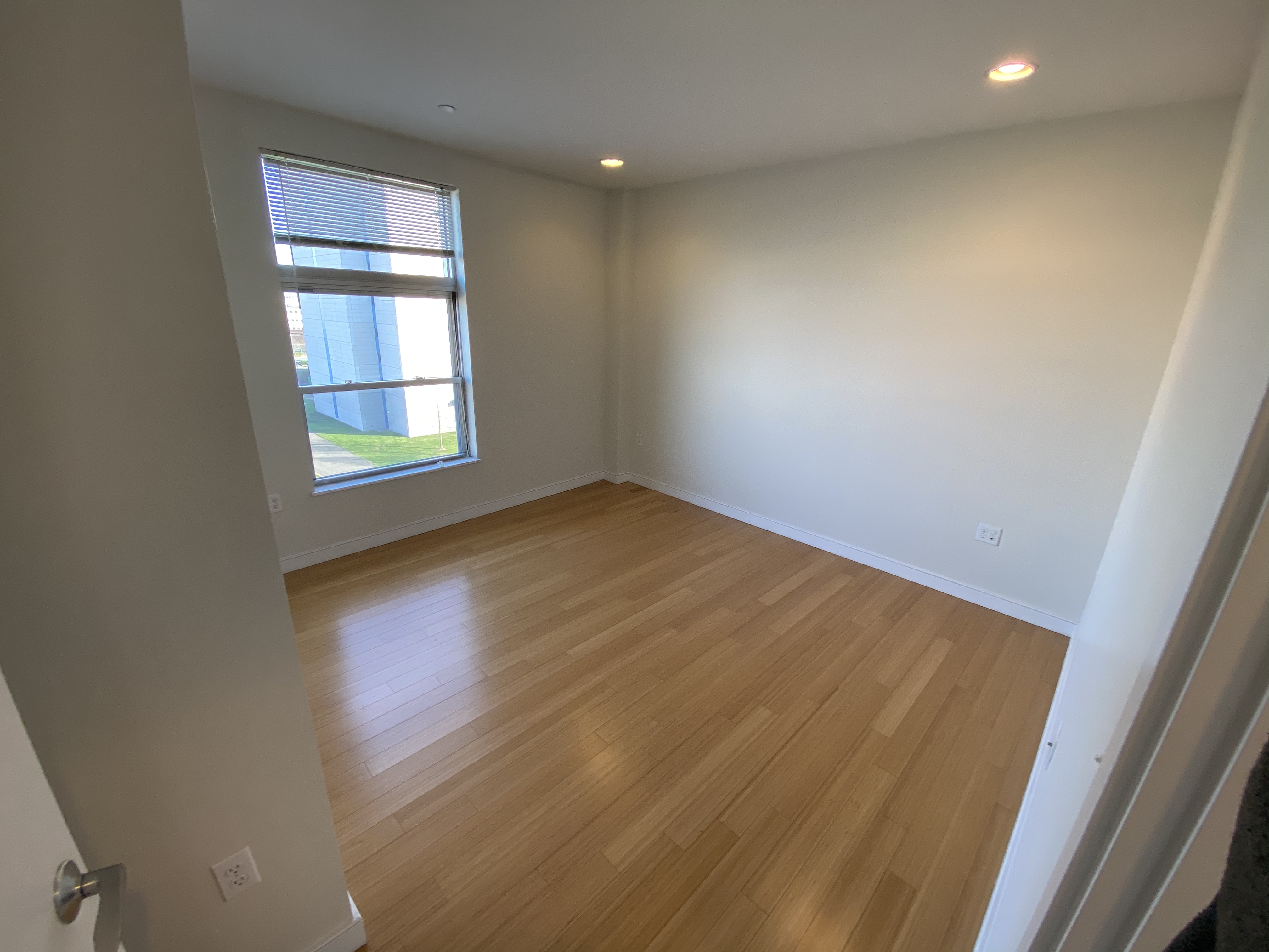 601 Albany St, South End