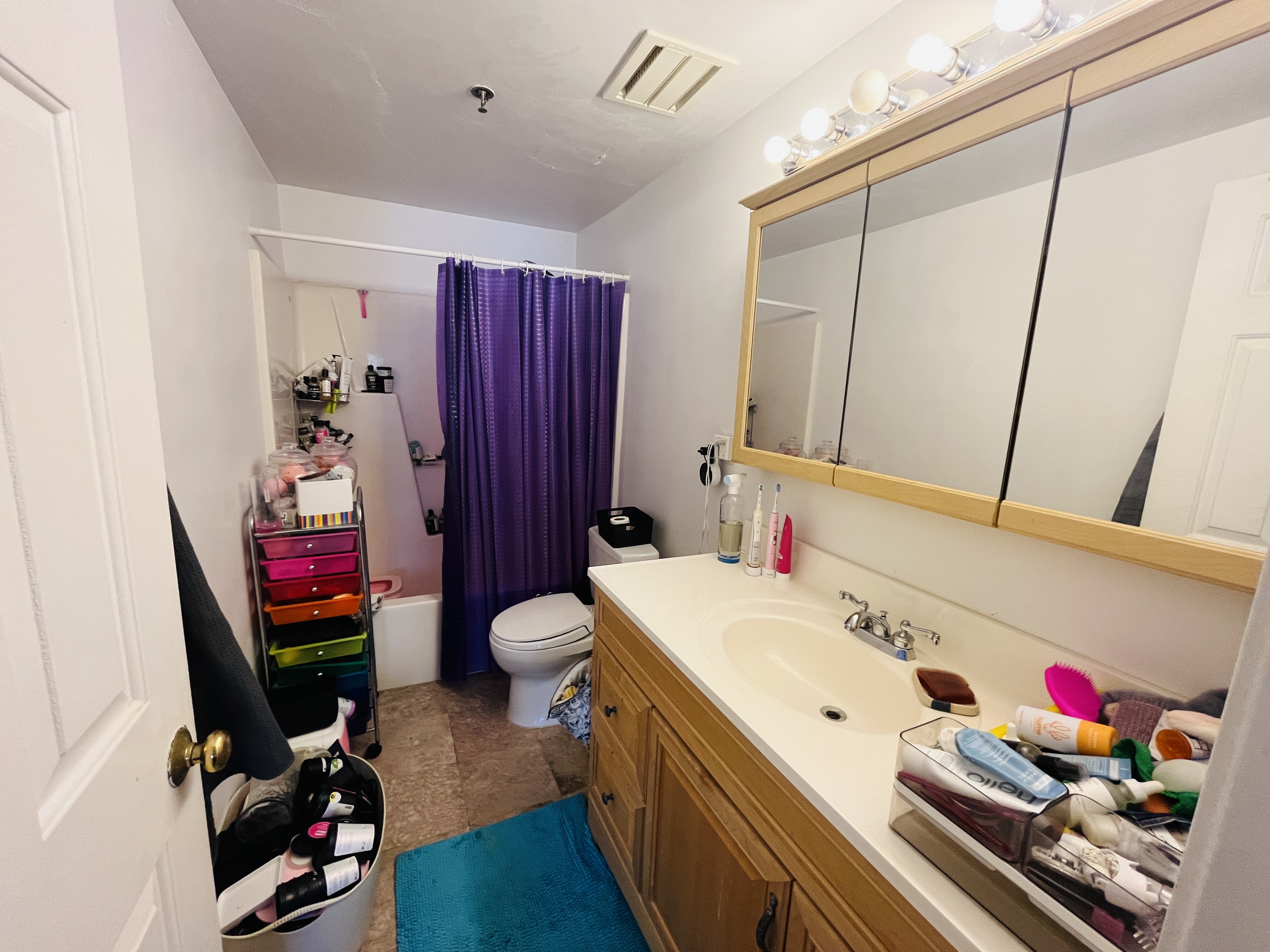 2456 Massachusetts Ave, North Cambridge