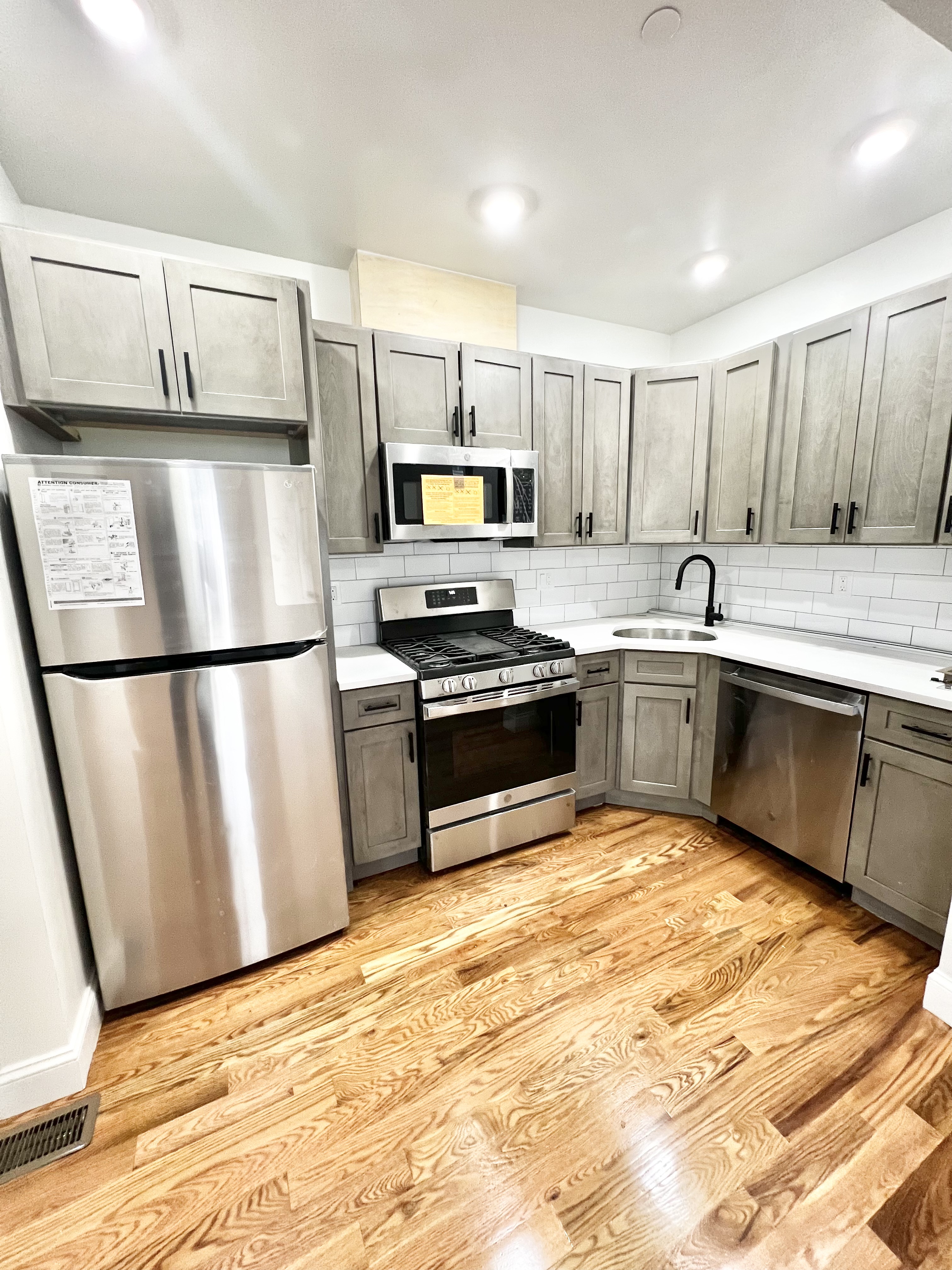 151 Crescent St, Highlands