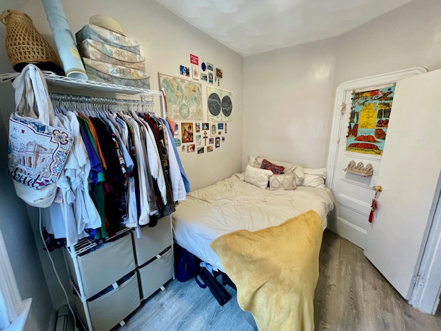 26-1/2 Charter St, North End