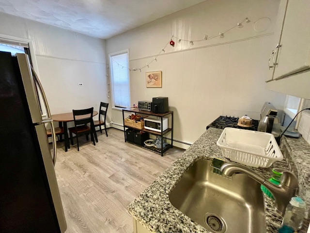 26-1/2 Charter St, North End