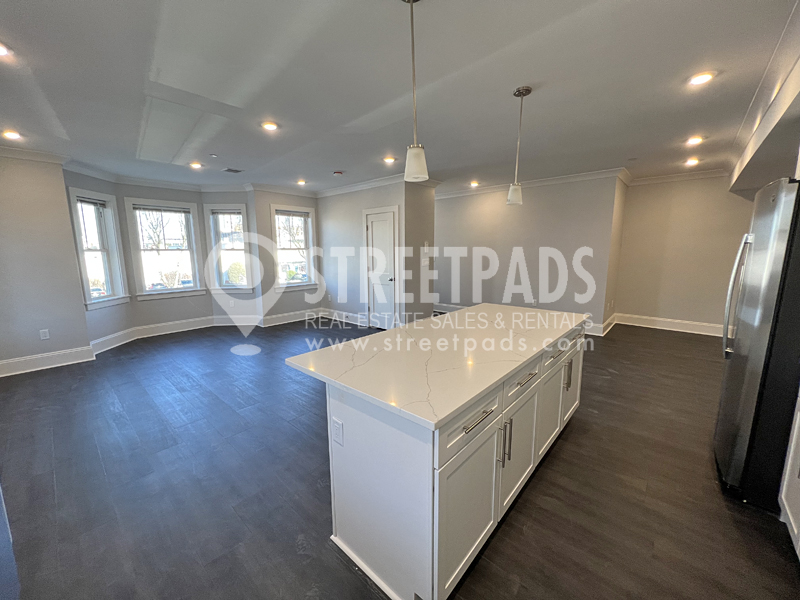 80 North Beacon St, Allston