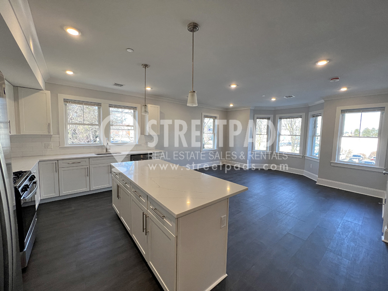 80 North Beacon St, Allston