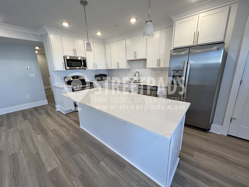 80 North Beacon St, Allston