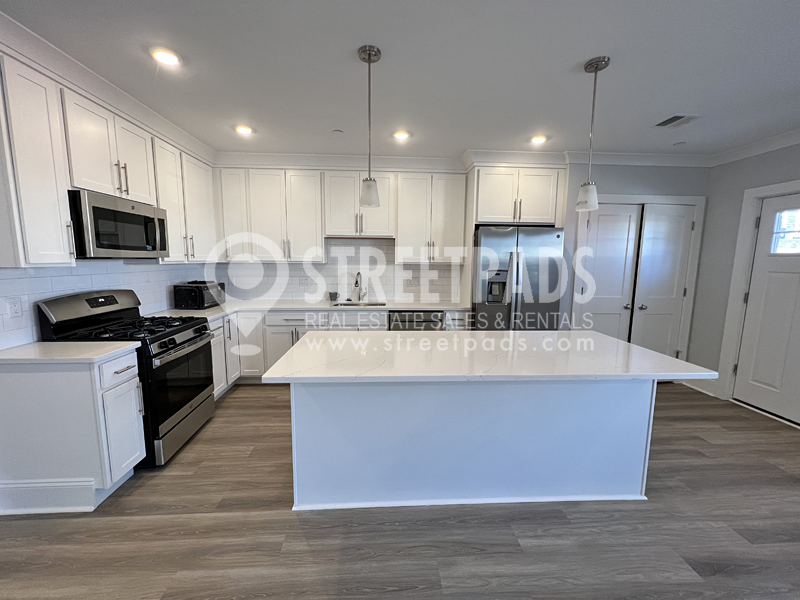 80 North Beacon St, Allston