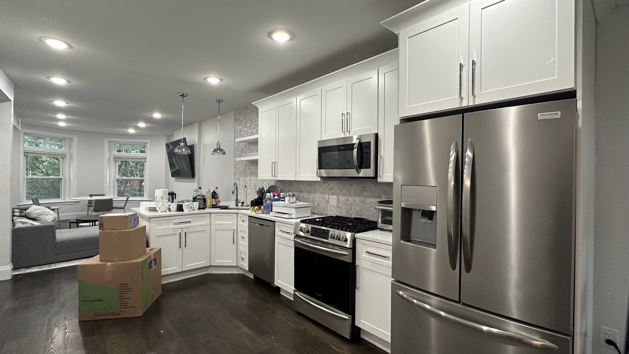 7 Strathmore Rd, Washington Square