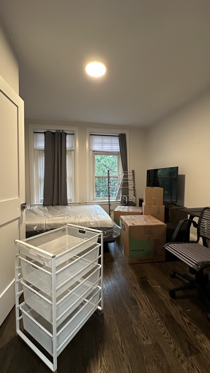 7 Strathmore Rd, Washington Square