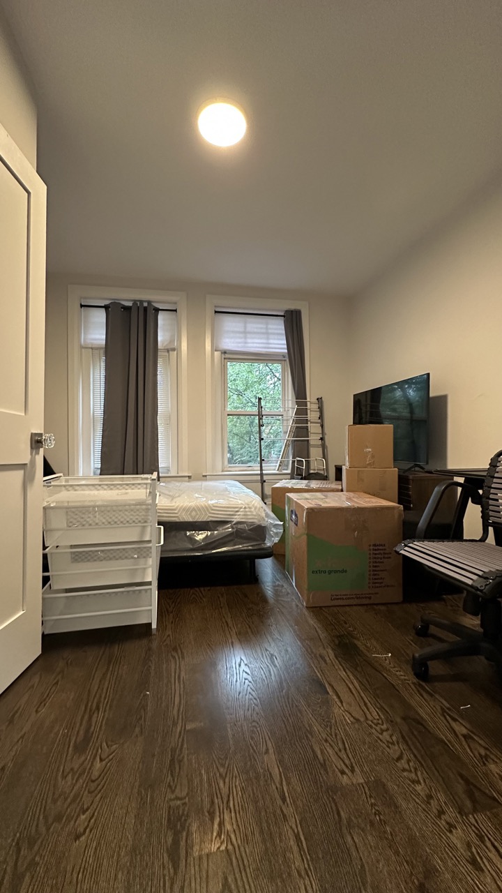 7 Strathmore Rd, Washington Square