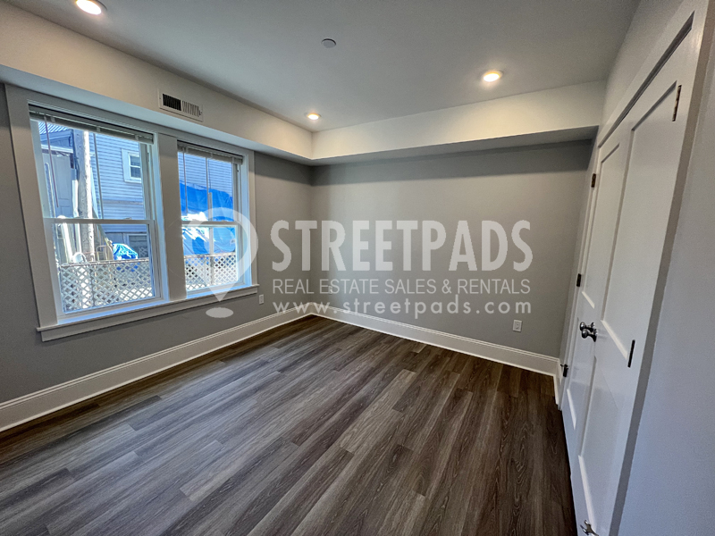 80 North Beacon St, Allston