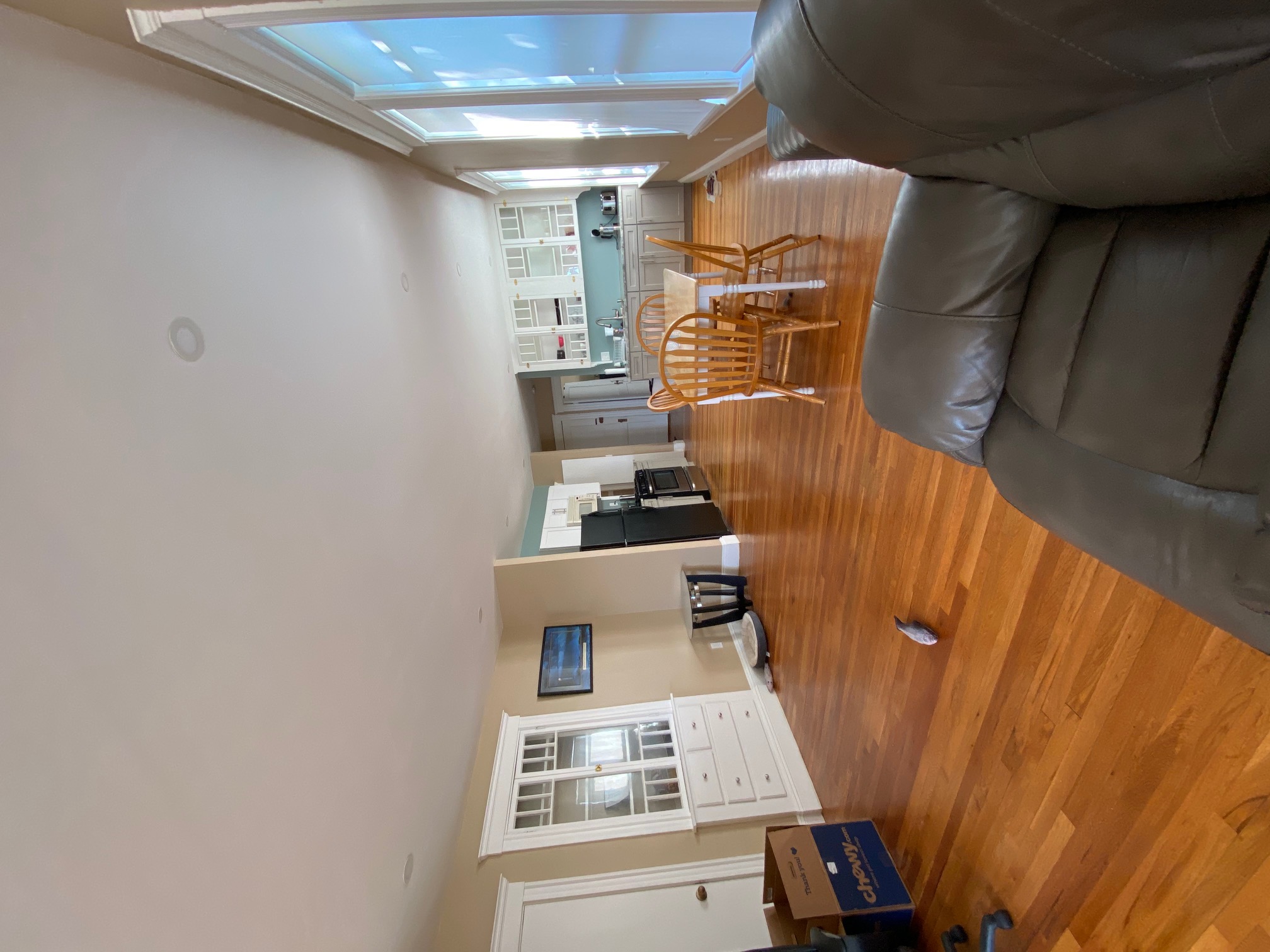 4577 Washington St, Roslindale