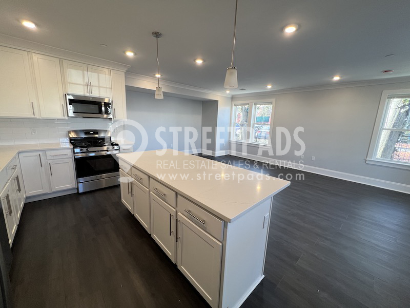 80 North Beacon St, Allston