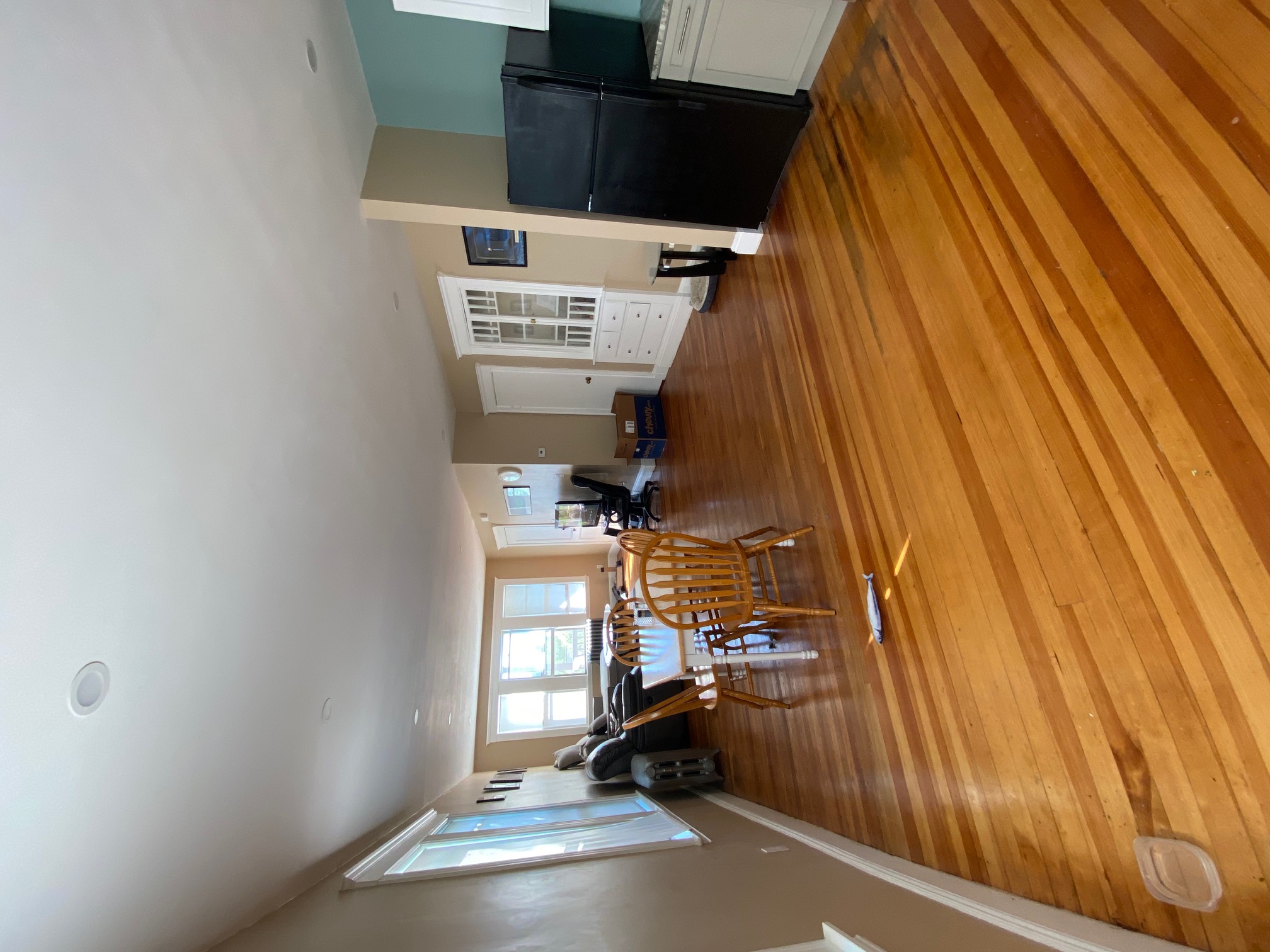 4577 Washington St, Roslindale