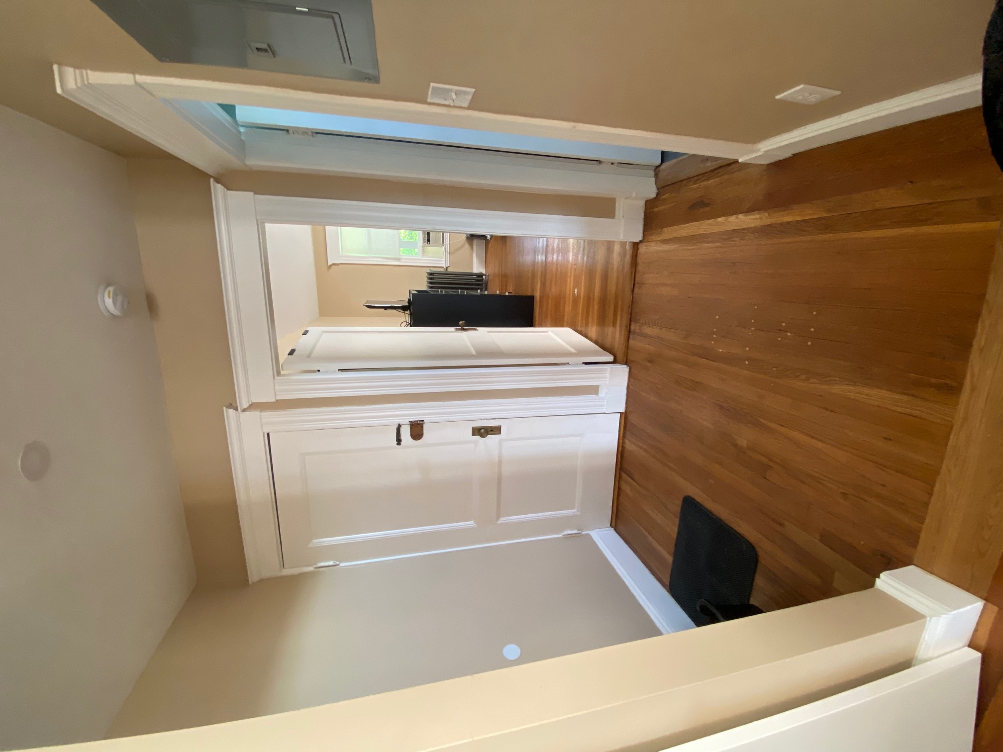 4577 Washington St, Roslindale