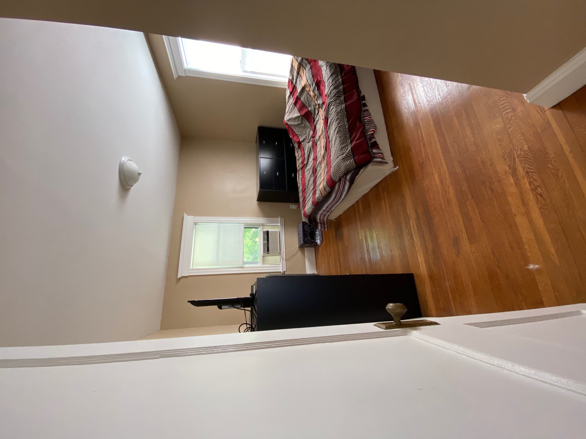 4577 Washington St, Roslindale