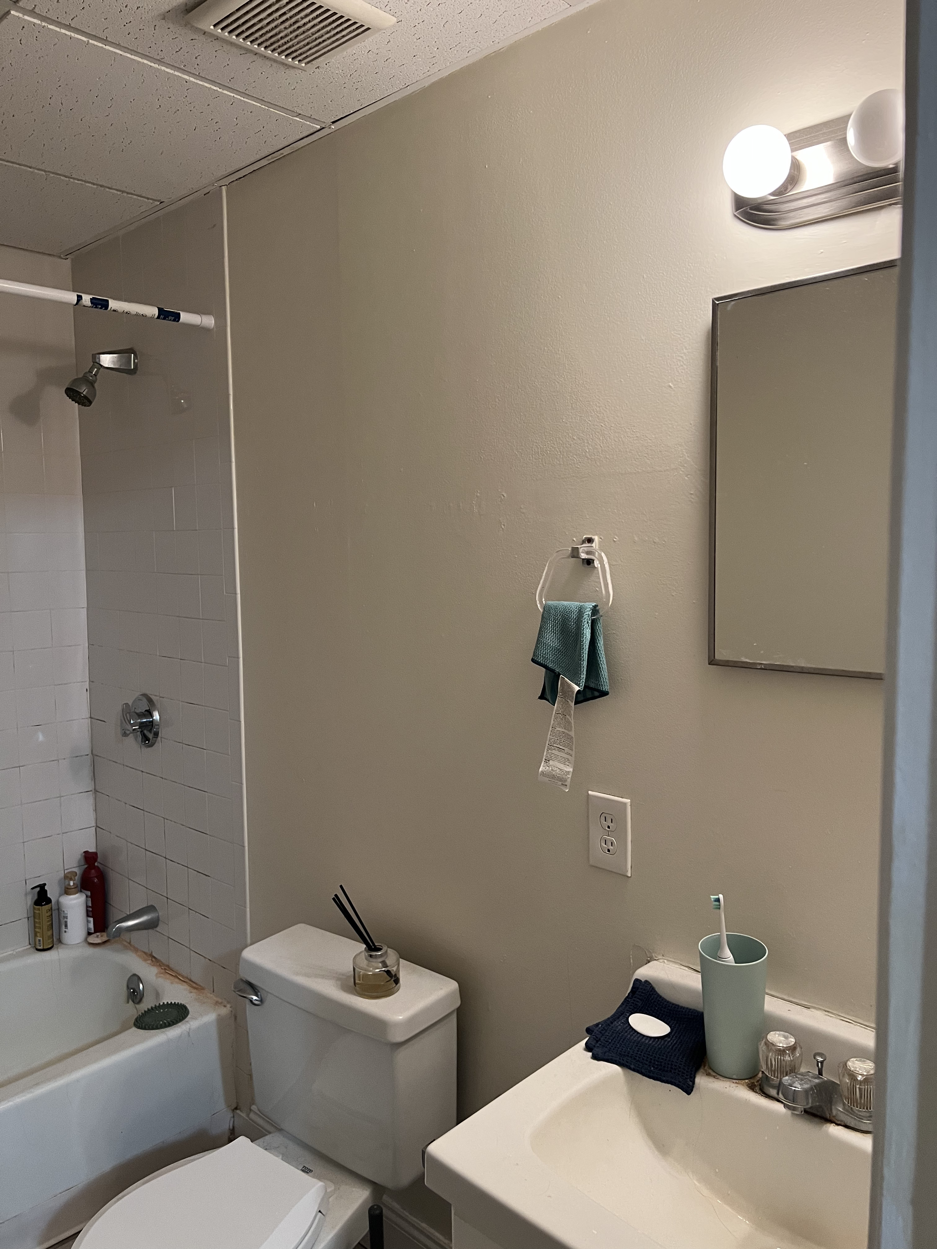 1126 Boylston St, Back Bay