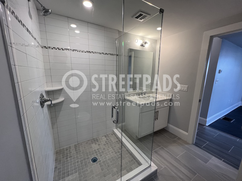 80 North Beacon St, Allston