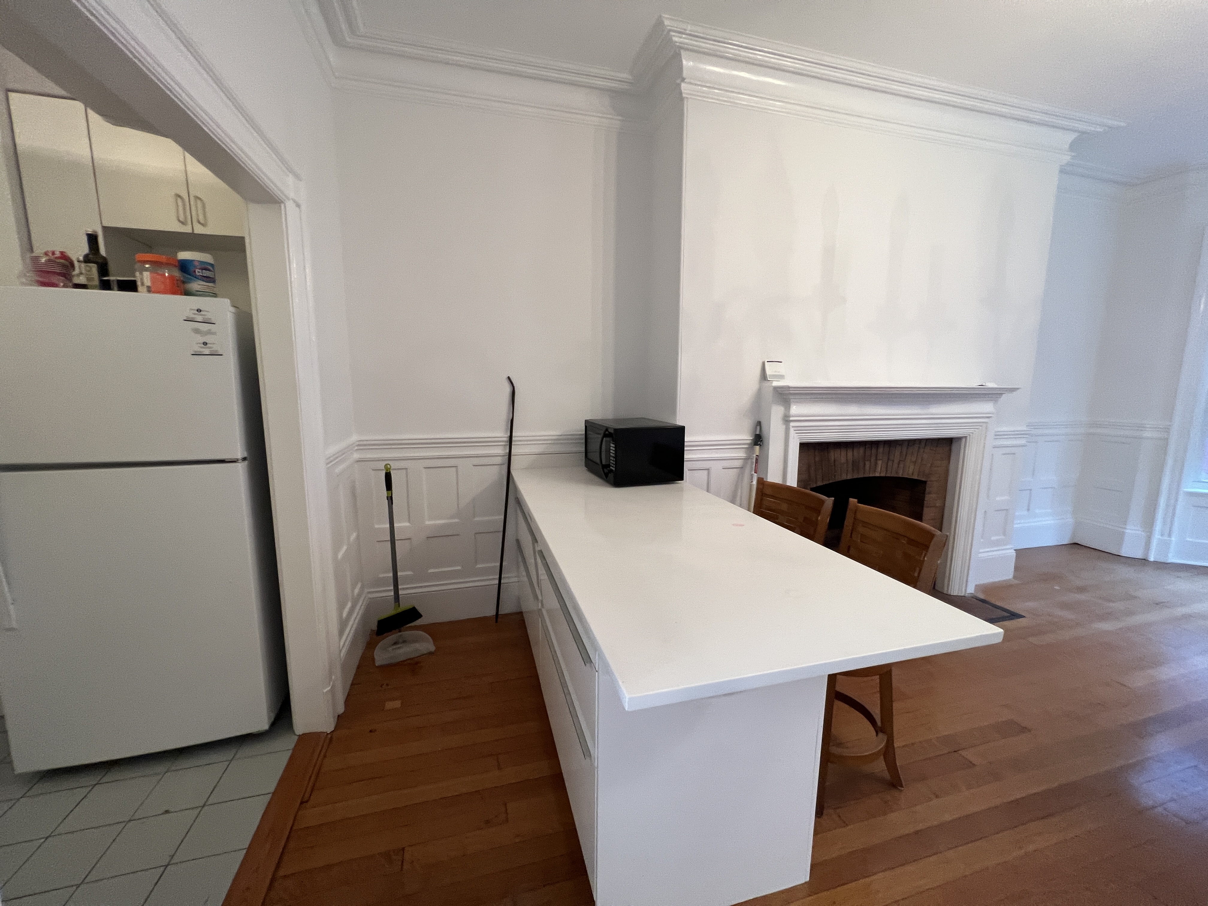 869 Beacon St, Fenway