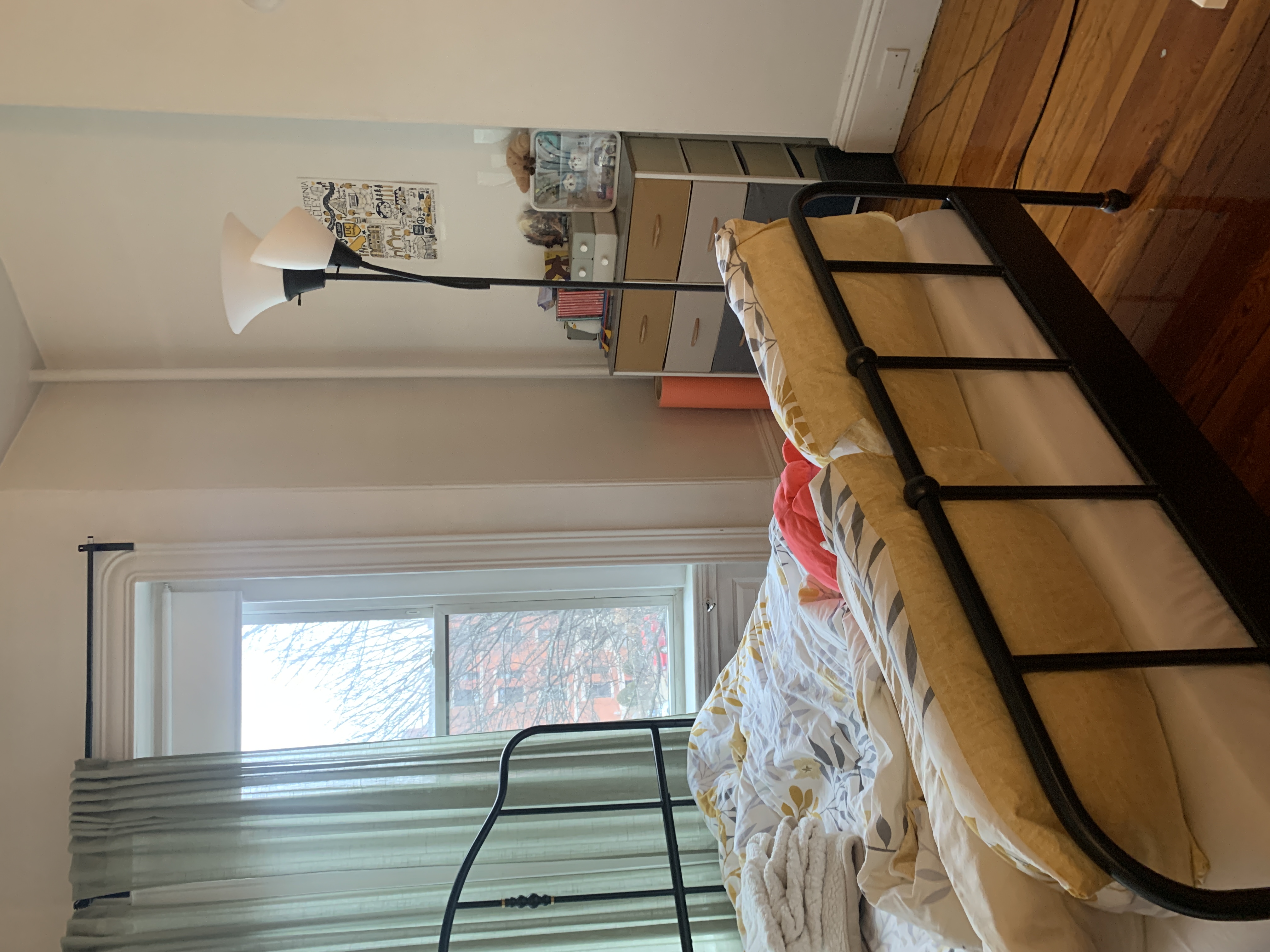 1077 Beacon St, Longwood