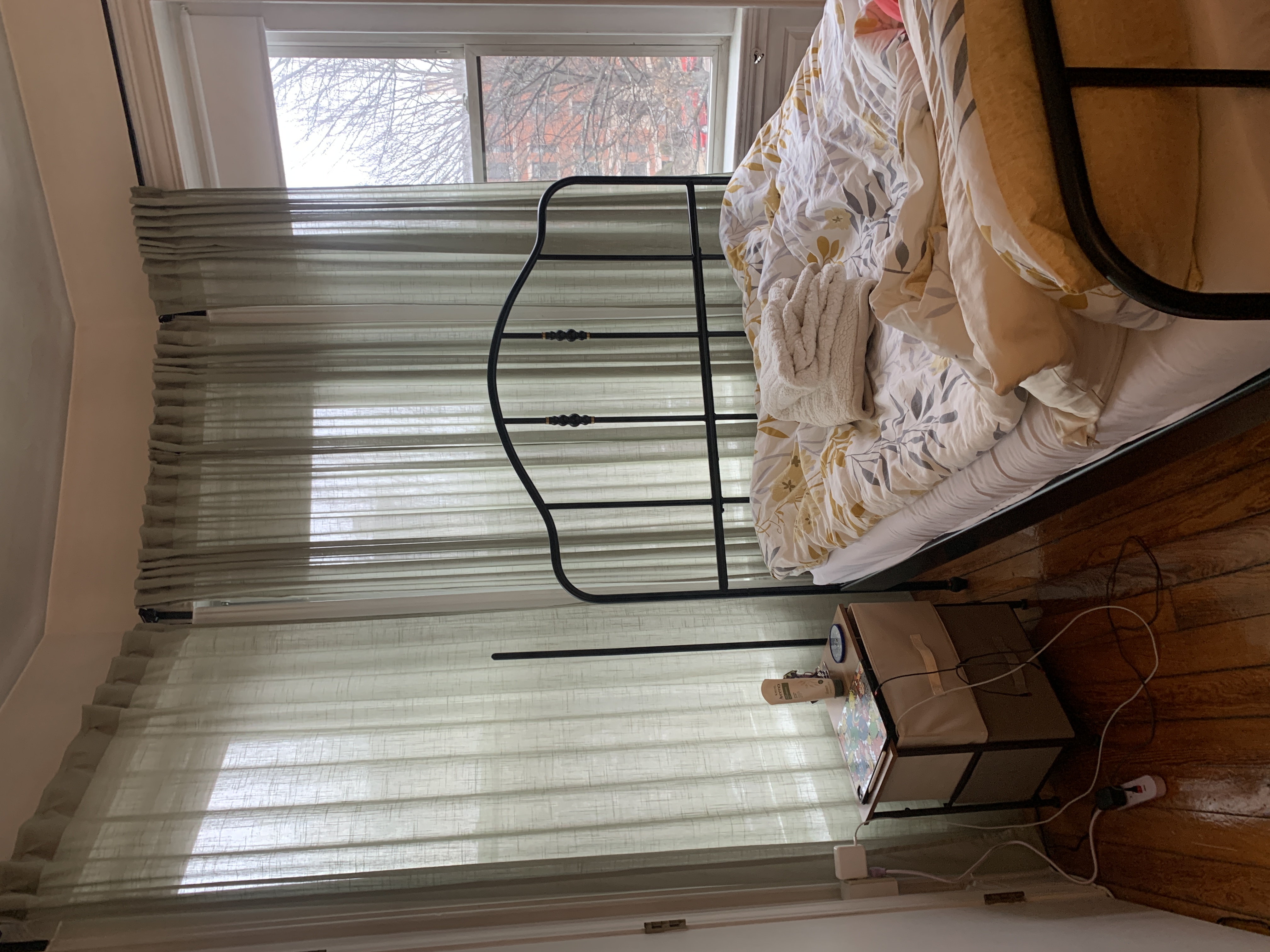 1077 Beacon St, Longwood