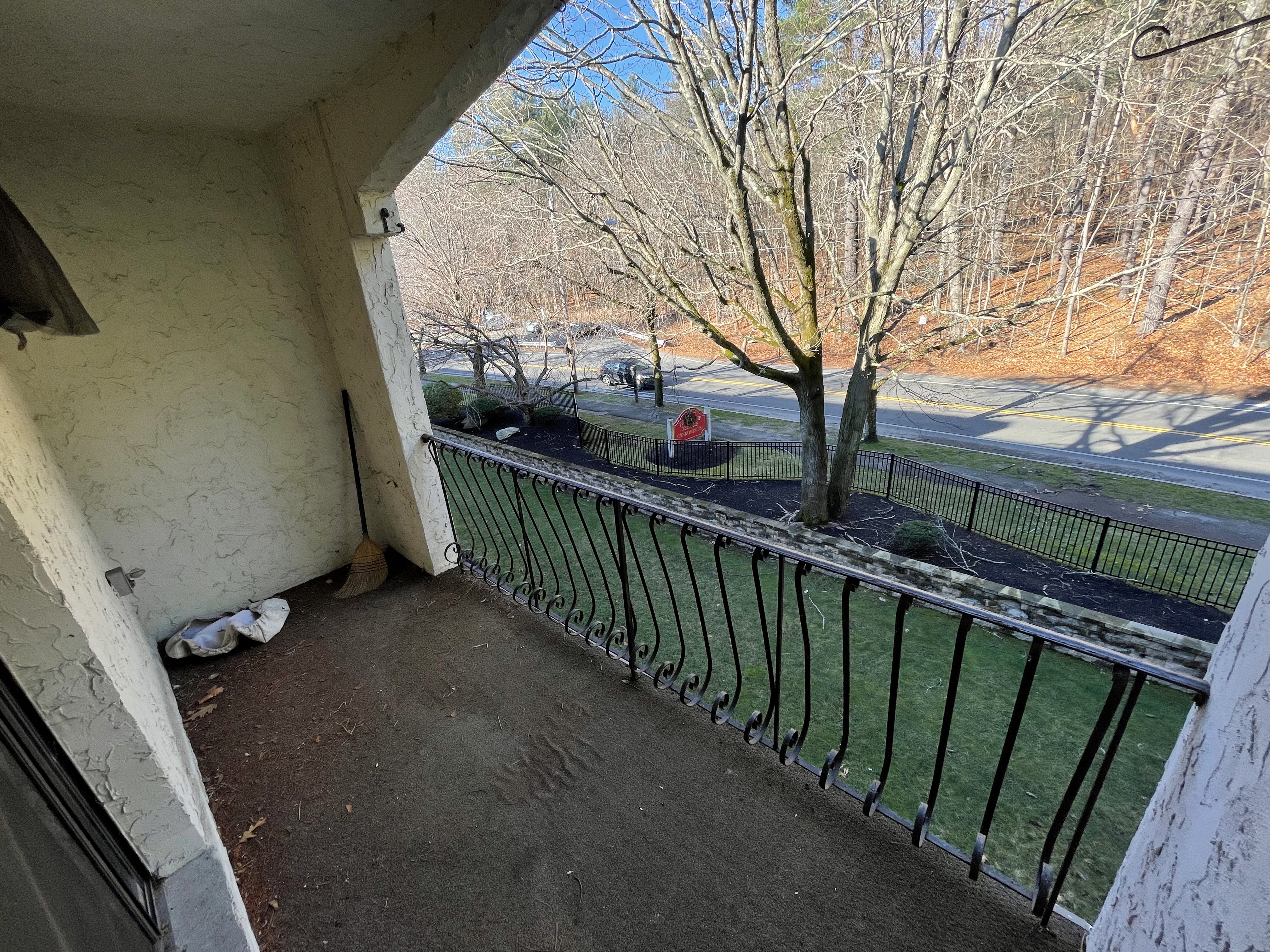 100 Fellsview Ter, Stoneham