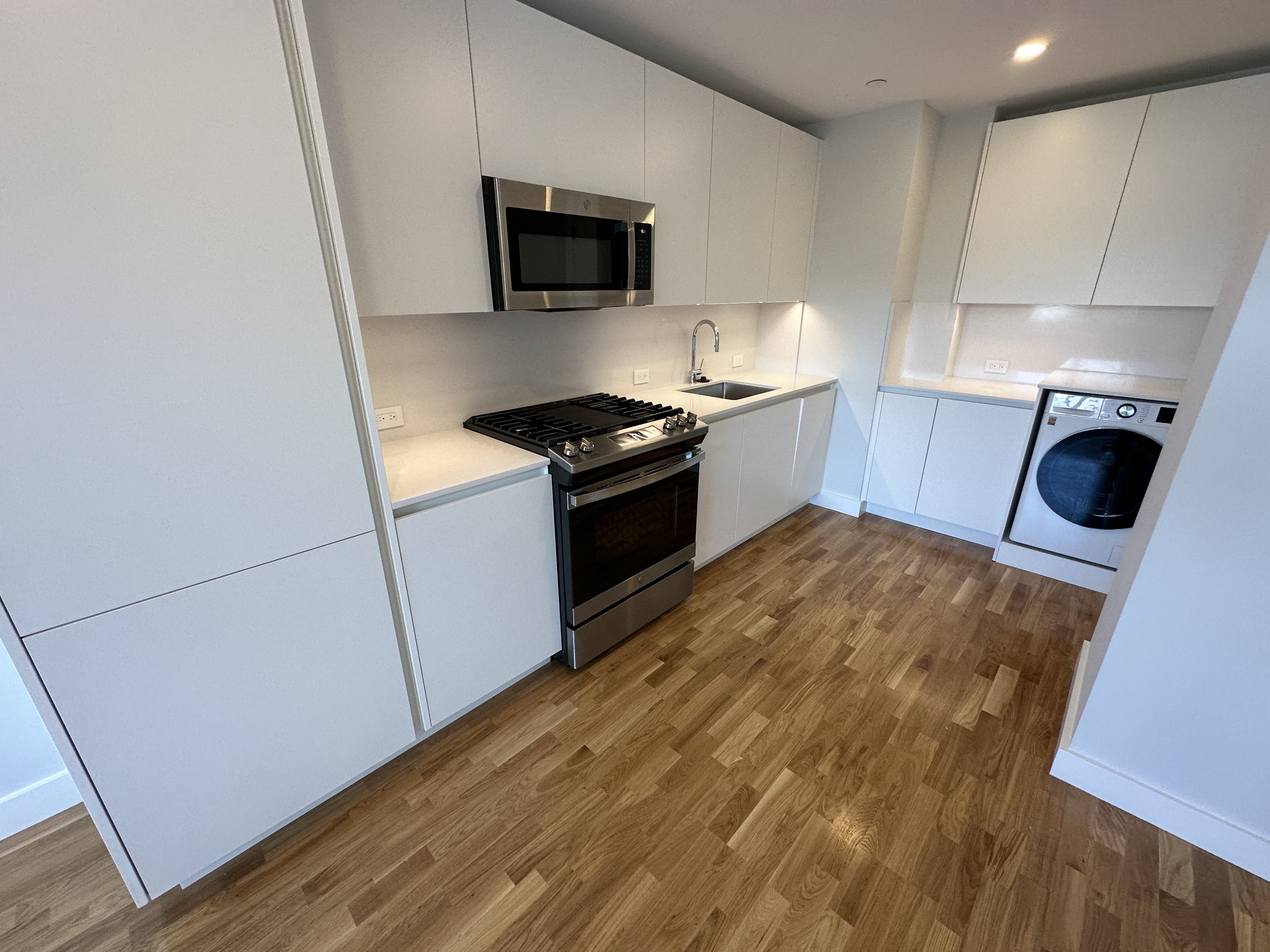 1410 Columbia Rd, South Boston