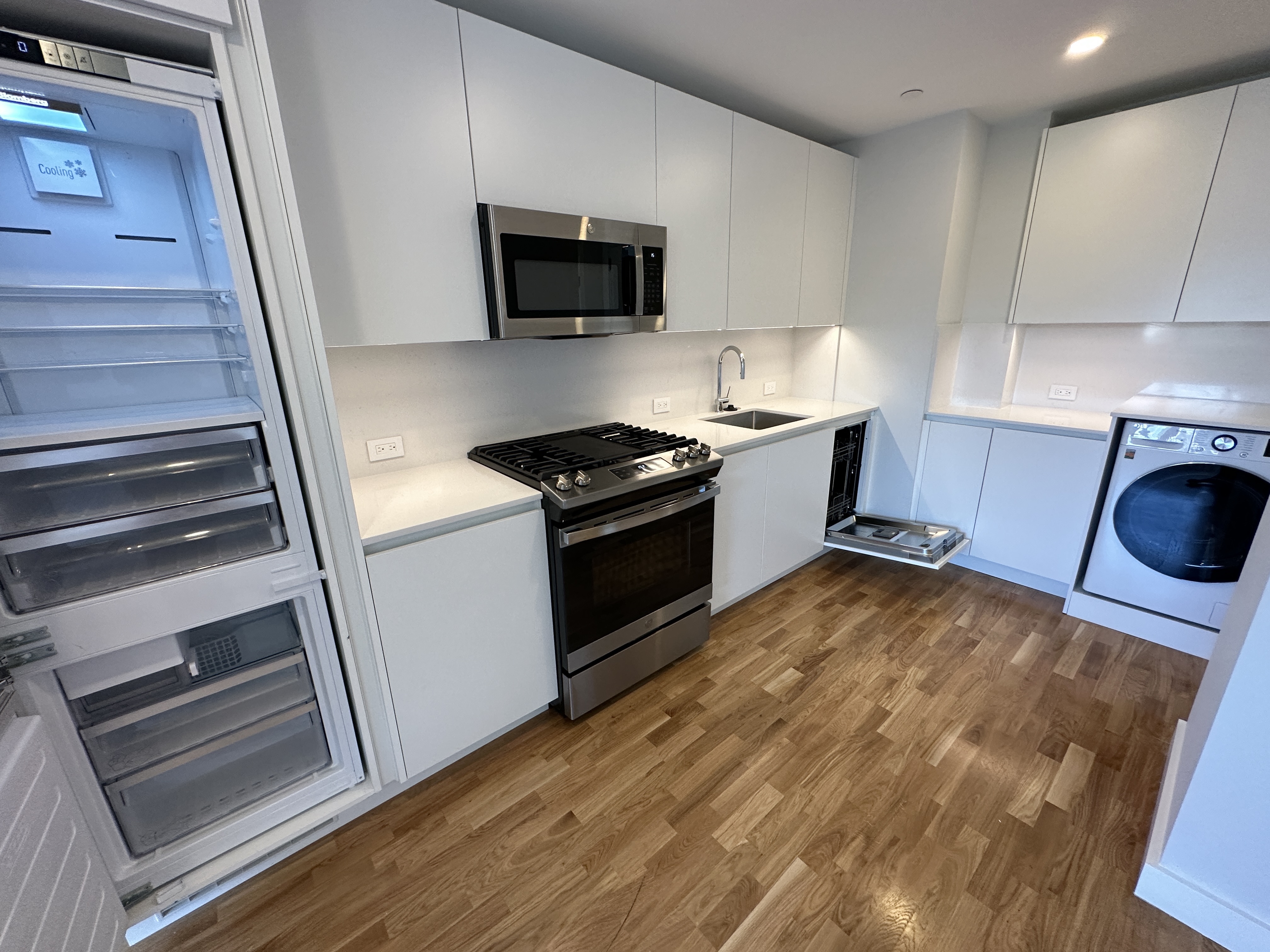 1410 Columbia Rd, South Boston