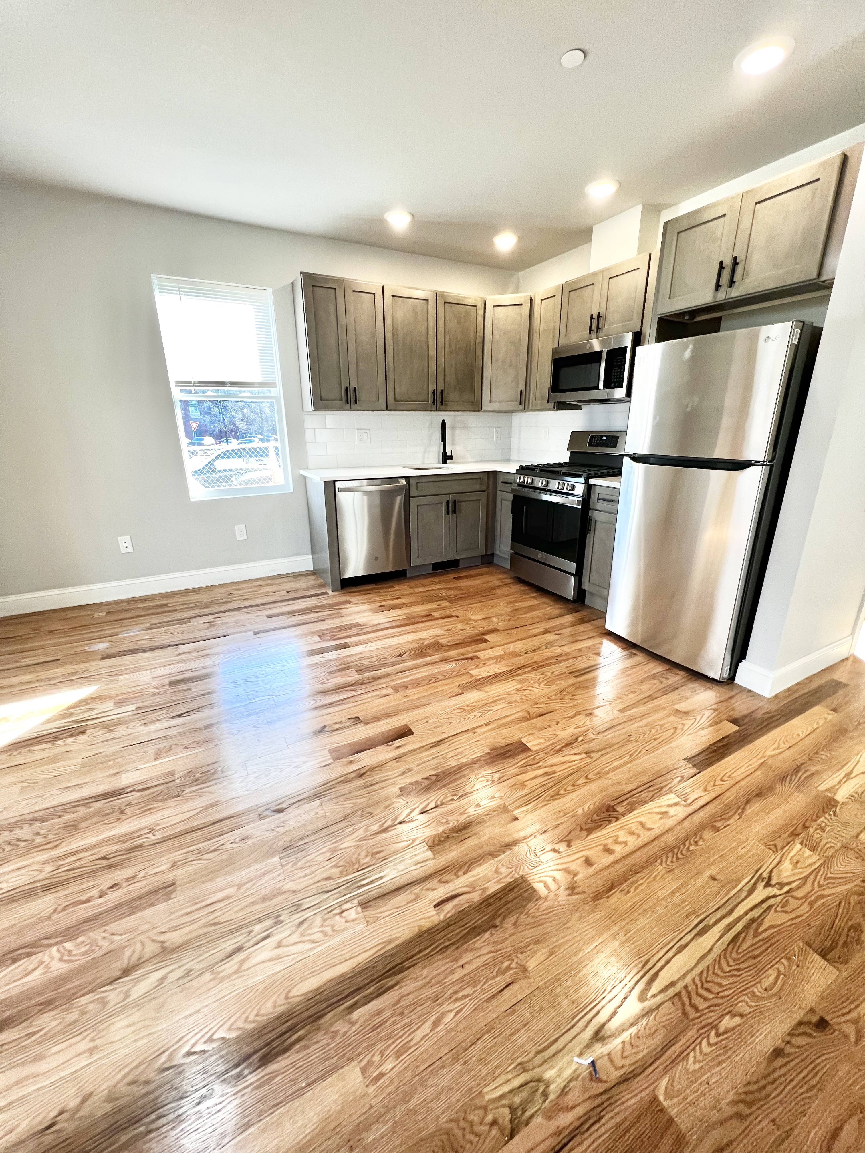 149 Crescent St, Waltham