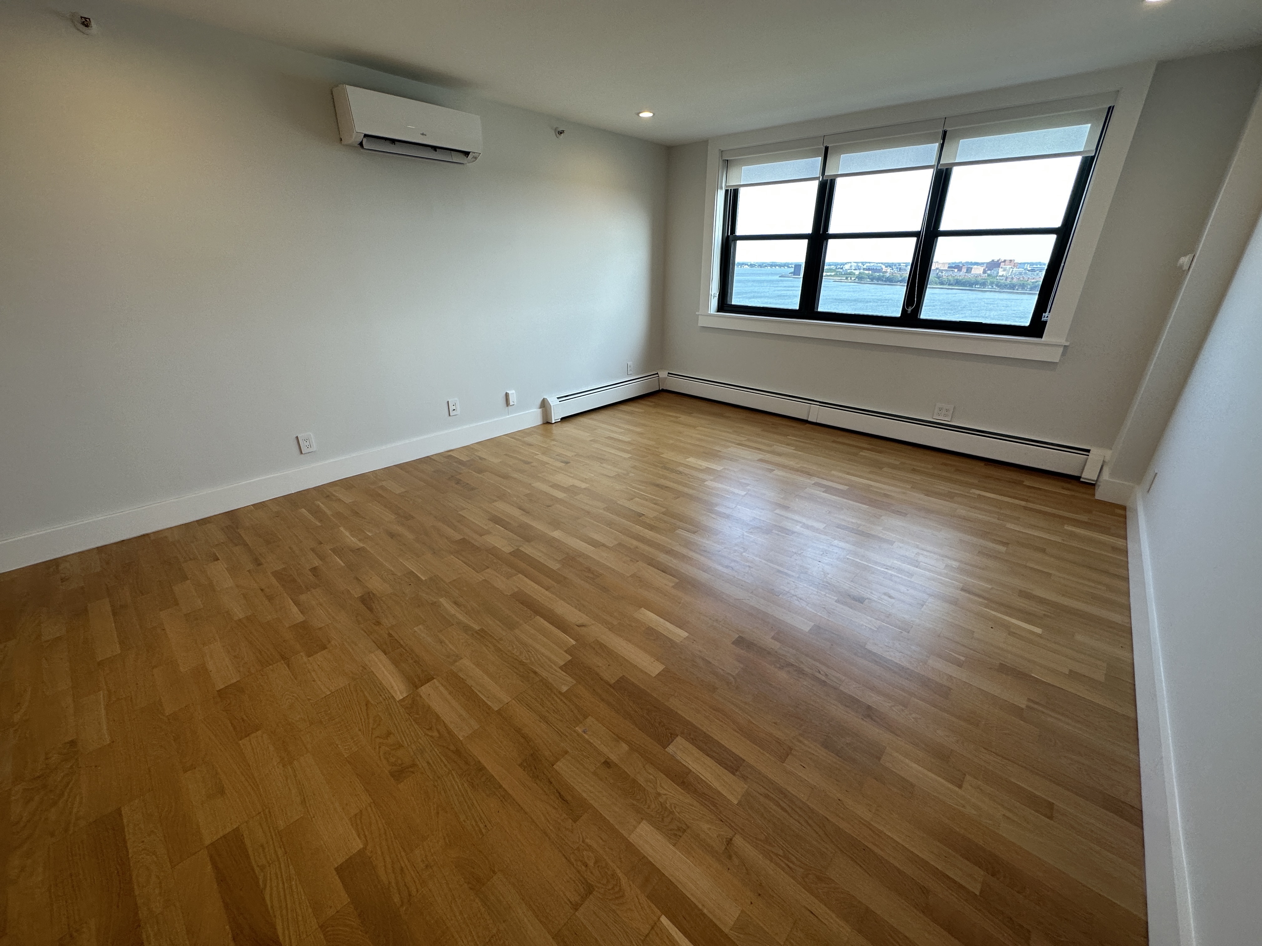 1410 Columbia Rd, South Boston