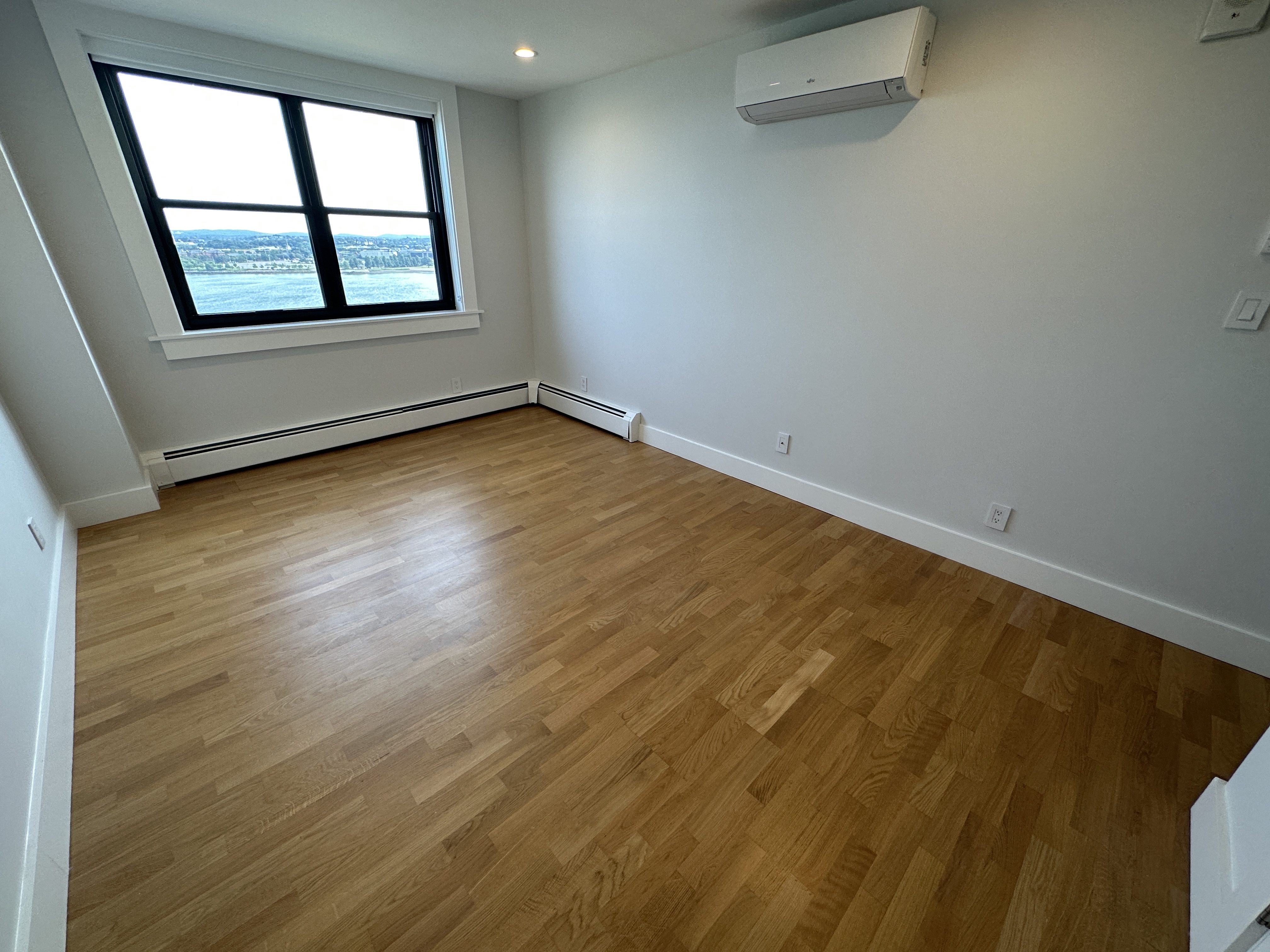 1410 Columbia Rd, South Boston