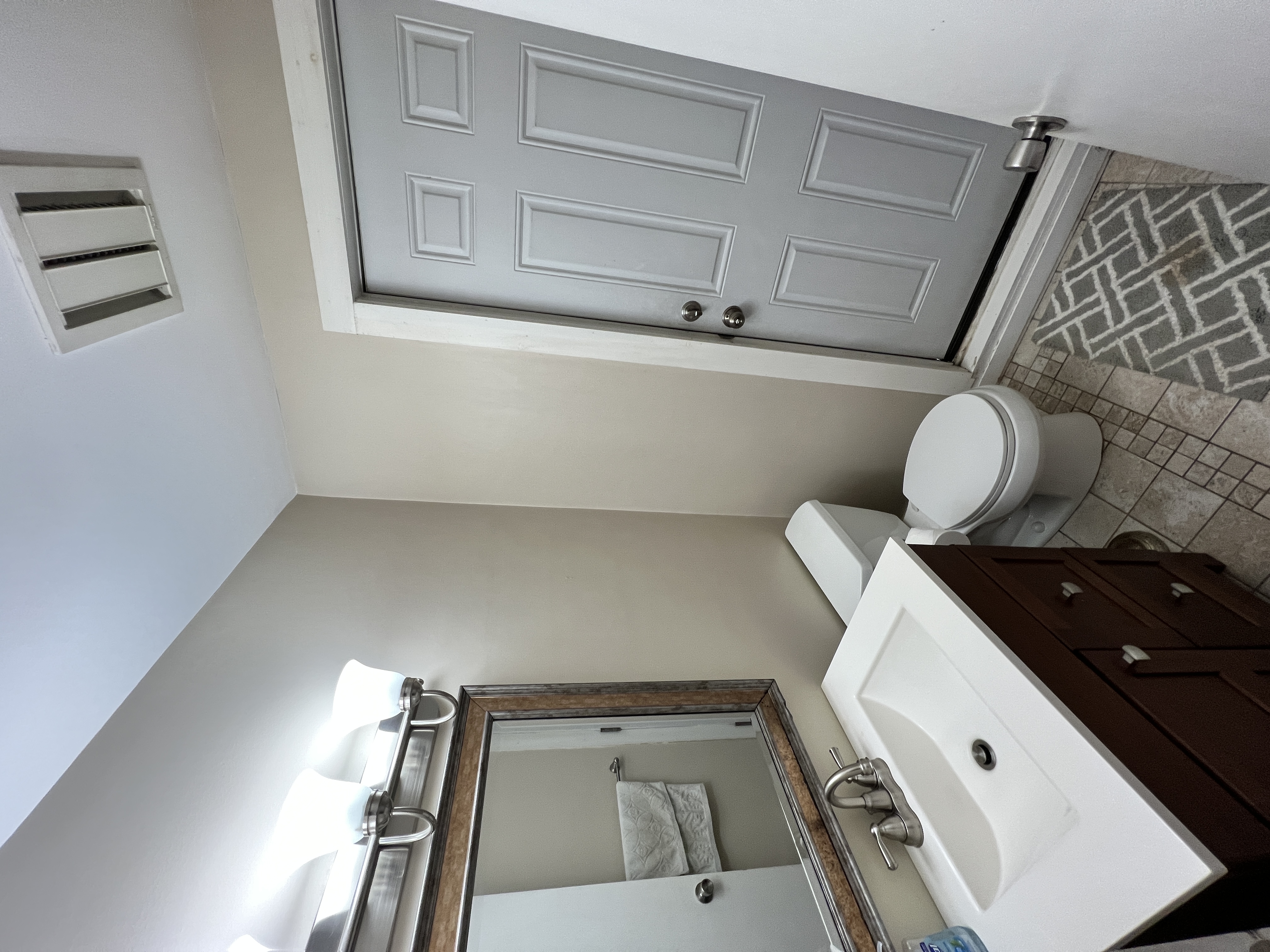 5 Winthrop St, Charlestown